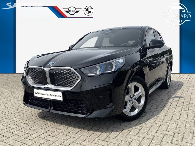 BMW iX2, eDrive20 M Sport*